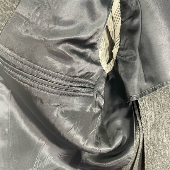 BROOK'S BROTHERS Men's Gray 100% Pure Wool Herringbone Blazer Size 40/34 - Picture 10 of 11